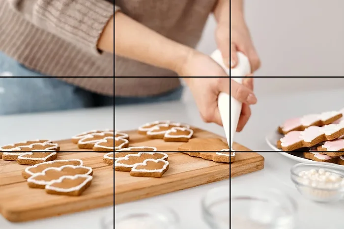The same photo with a rule-of-thirds grid overlaid